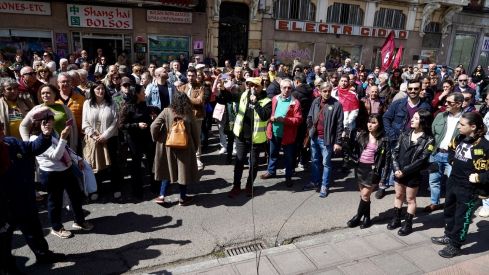 La Plataforma en Defensa de Feve en León convoca una manifestación con salida de la iglesia de Las Ventas para concluir con una cacerolada ante la Subdelegación del Gobierno | Campillo / ICAL