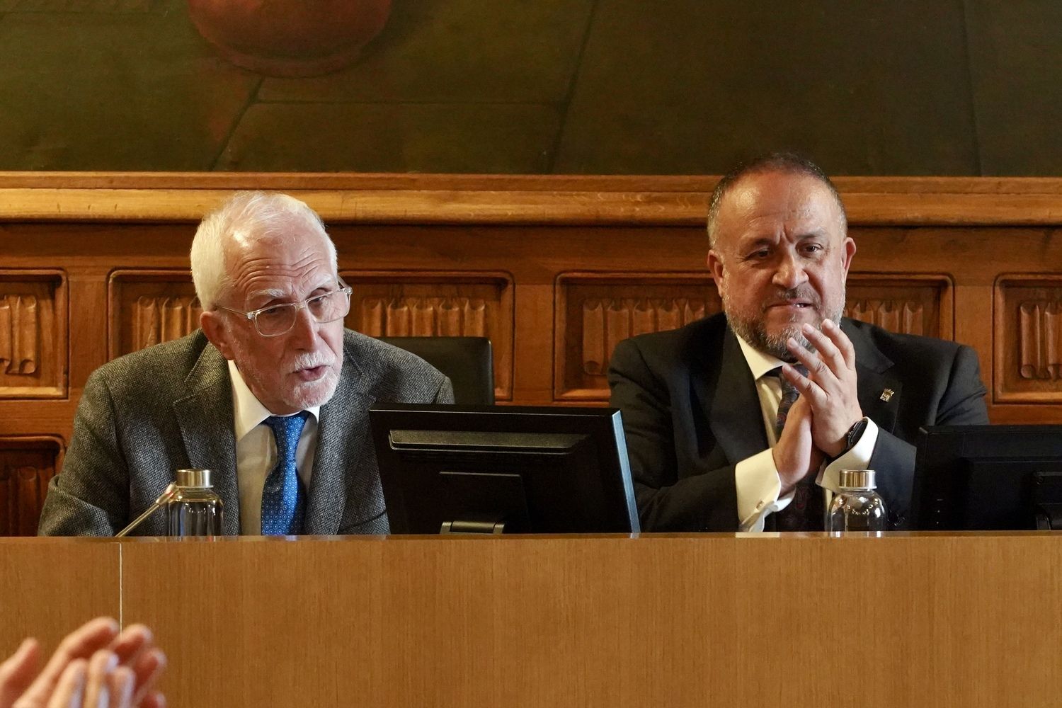 El escritor Luis Mateo Díez recibe la Medalla de Oro de la Provincia de León | Campillo / ICAL