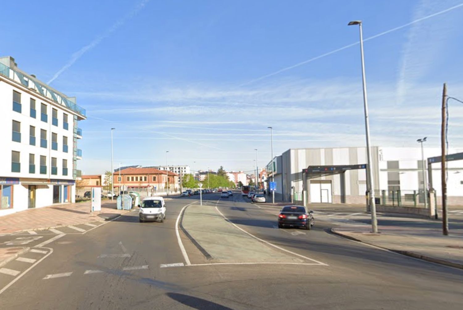 La avenida Alcalde Miguel Castaño vista desde el puente de Puente Castro