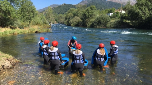 Rafting, barrancos y ferratas por 10 euros: Así es el programa 'Aventura y Naturaleza 2026' de la Diputación de León Rafting, barrancos y ferratas por 10 euros: Así es el programa 'Aventura y Naturaleza 2026' de la Diputación de León