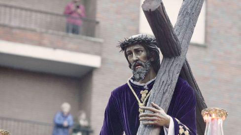 El Nazareno de León recibirá la bendición en la Catedral antes de su viaje a Roma | Campillo / ICAL