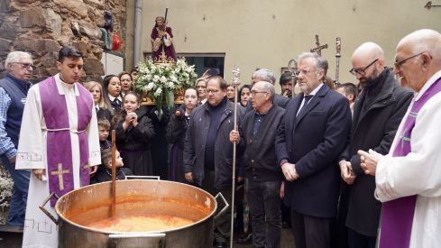 Los pucheros de La Bañeza ya están llenos gracias al Santo Potajero | Campillo / ICAL