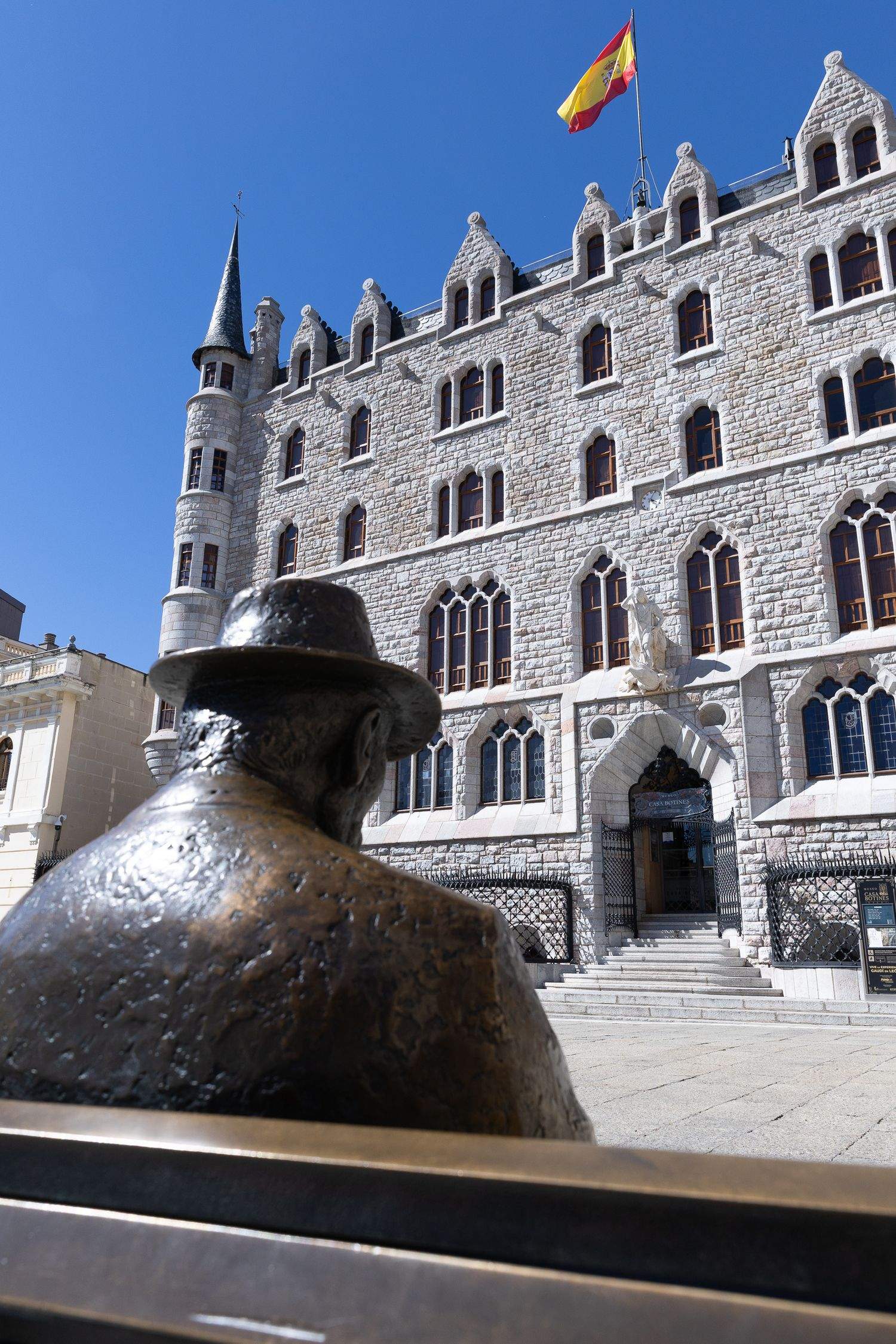 Casa Botines de Gaudí en León