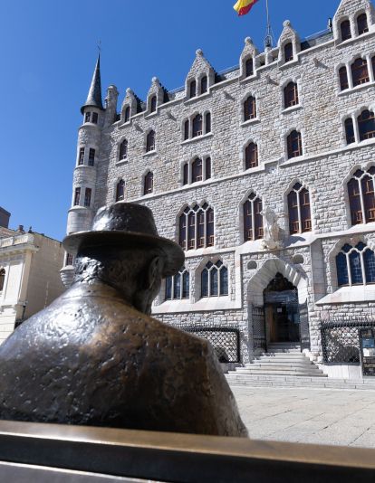 Casa Botines de Gaudí en León