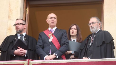 Pregón a Caballo de las Siete Palabras en León | José Martín Pregón a Caballo de las Siete Palabras en León | José Martín