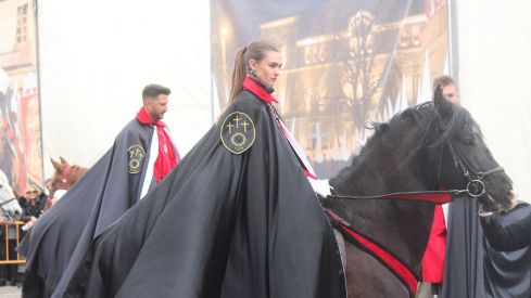 Pregón a Caballo de las Siete Palabras en León | José Martín Pregón a Caballo de las Siete Palabras en León | José Martín