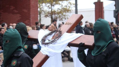 Procesión María al Pie de la Cruz, Camino de la Esperanza | José Martín