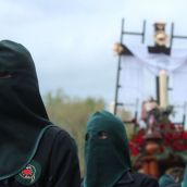 Las 'Marías' disfrutan de la tarde de Jueves Santo en León