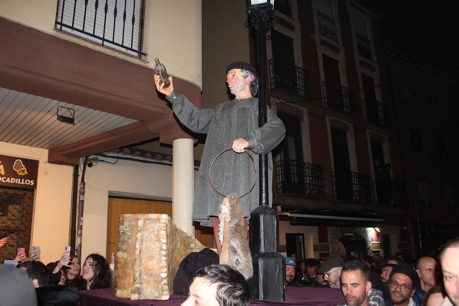 Entierro de Genarin León | José Martín