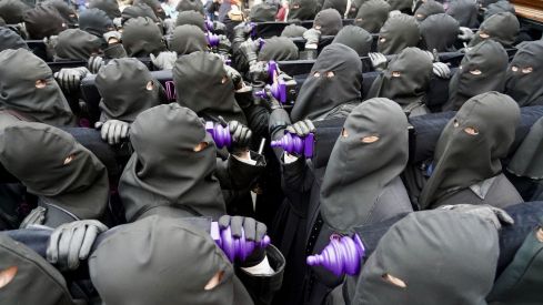 Acto de 'El Encuentro' a los pies de la Catedral de León | Campillo / ICAL