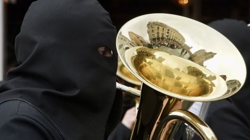 Acto de 'El Encuentro' a los pies de la Catedral de León | Campillo / ICAL