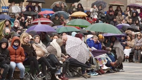 Acto de 'El Encuentro' a los pies de la Catedral de León | Campillo / ICAL Acto de 'El Encuentro' a los pies de la Catedral de León | Campillo / ICAL