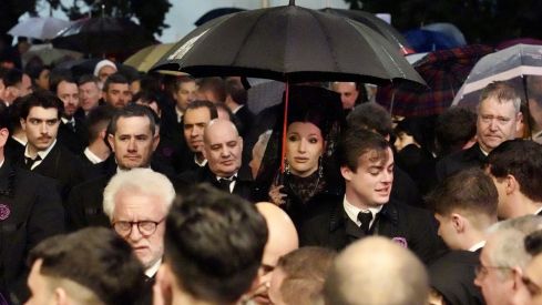 Acto de 'El Encuentro' a los pies de la Catedral de León | Campillo / ICAL