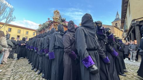 Procesión del Santo Entierro en León | José Martín Procesión del Santo Entierro en León | José Martín