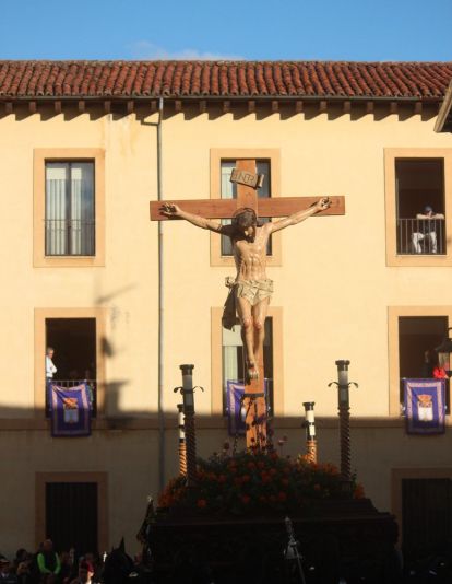 Procesión del Santo Entierro en León | José Martín Procesión del Santo Entierro en León | José Martín