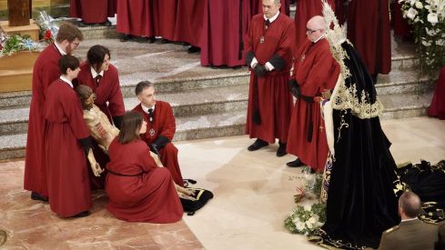 La lluvia obliga al Desenclavo a celebrar su acto en Santa Marina La Real | Campillo / ICAL