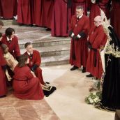 La lluvia obliga al Desenclavo a celebrar su acto en Santa Marina La Real | Campillo / ICAL