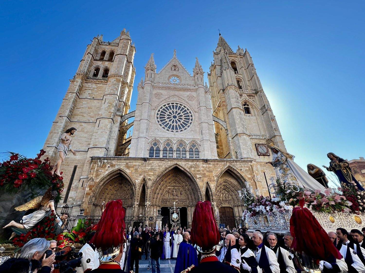 Procesión de El Encuentro en León | Campillo / ICAL