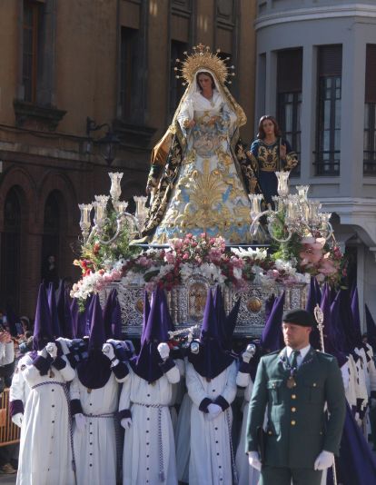 Procesión de El Encuentro en León | José Martín Procesión de El Encuentro en León | José Martín