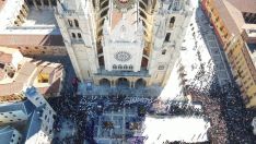 La Procesión de 'El Encuentro' en León a vista ... celestial | Policía Local de León