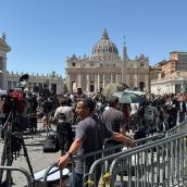 Un grupo de fieles leoneses acudirá a la capilla ardiente del papa Francisco | Viajes Bentravel