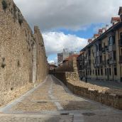 Puerta Moneda | Prisión para los autores del apuñalamiento en la noche de Sábado Santo. Foto: Ayuntamiento de León