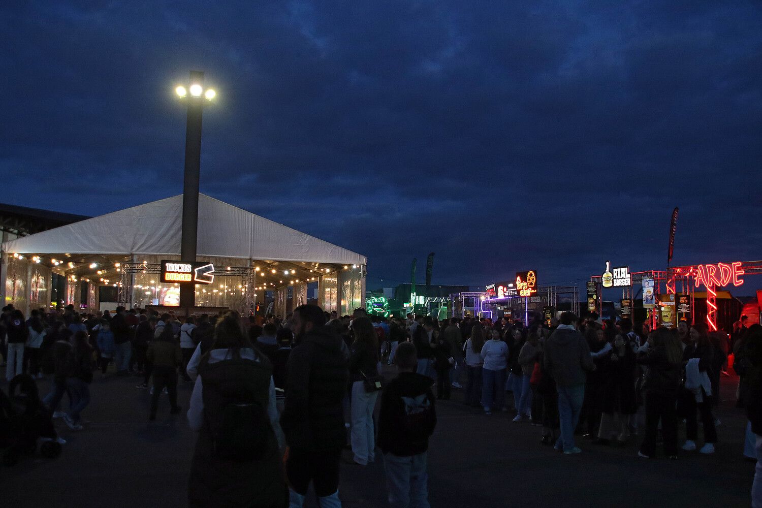 La reivindicación leonesista se hace notar en las actuaciones del Día de la Comunidad en León | Peio García / ICAL