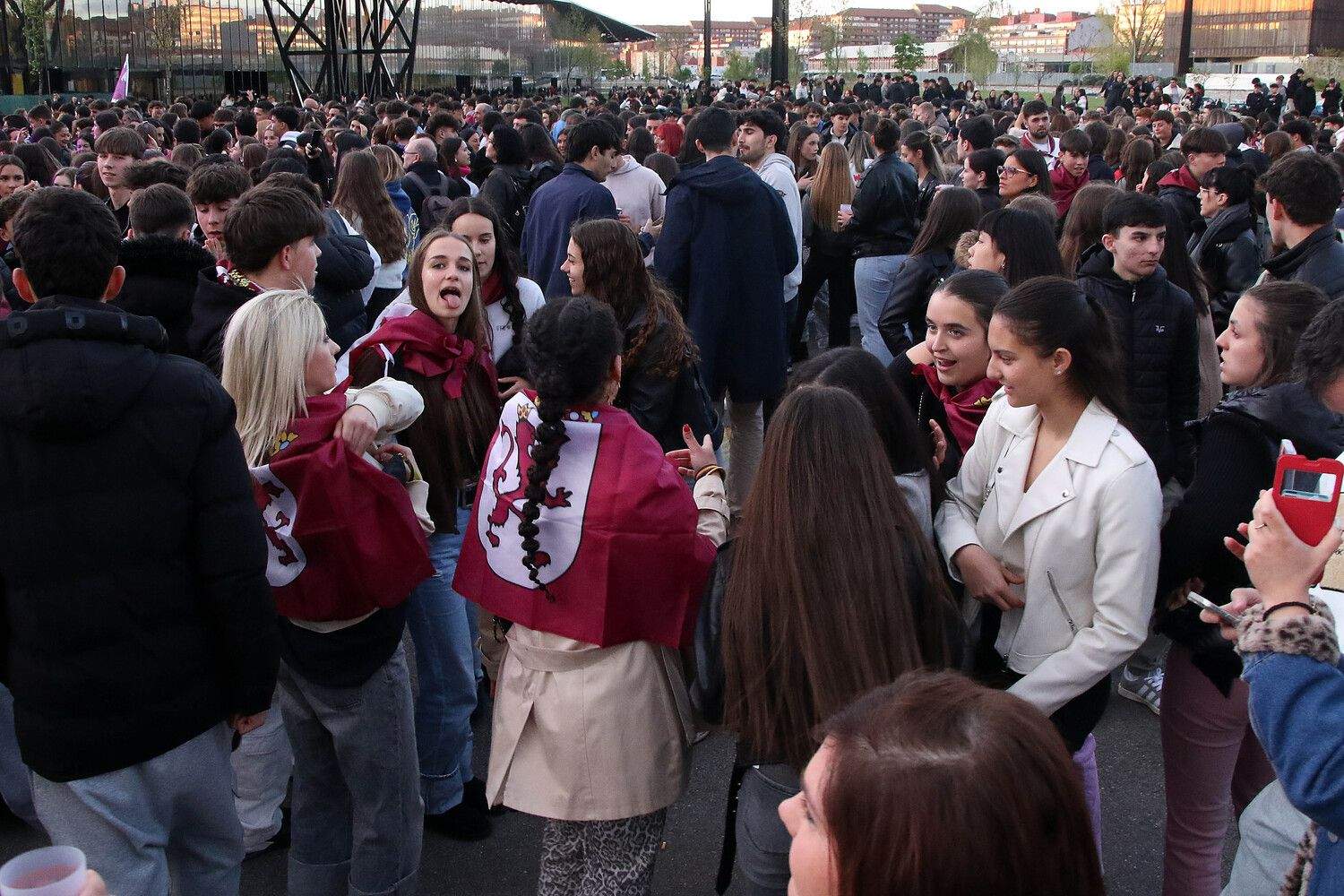 La reivindicación leonesista se hace notar en las actuaciones del Día de la Comunidad en León | Peio García / ICAL