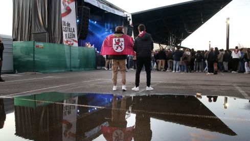 La reivindicación leonesista se hace notar en las actuaciones del Día de la Comunidad en León | Peio García / ICAL