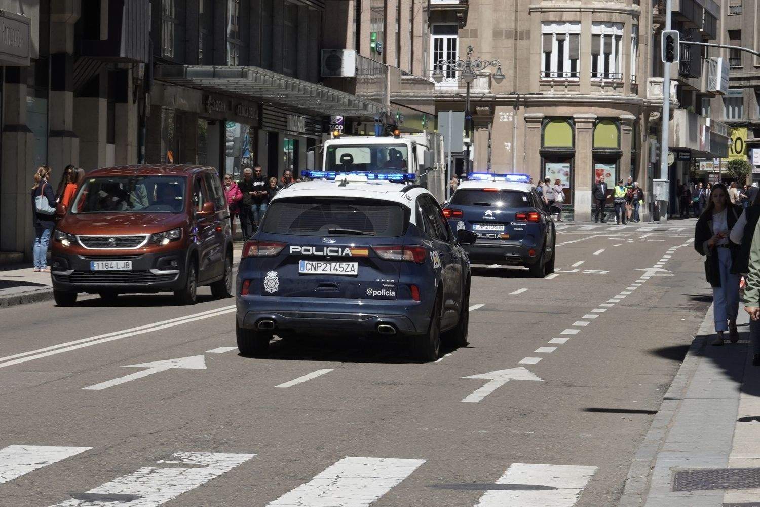 Policia Nacional en la ciudad de León durante el apagón