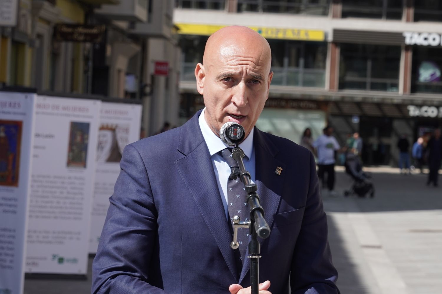 Diez subraya la tranquilidad con la que se vivió el apagón en León