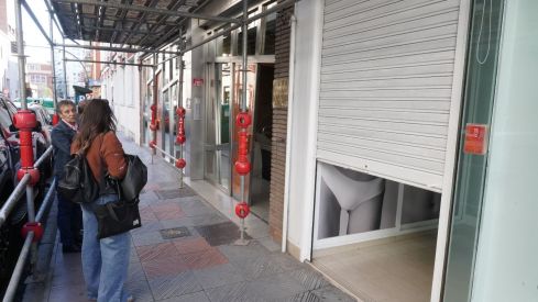 Fele estima en más de 11 millones de euros las pérdidas económicas causadas por el apagón en la provincia de León | Campillo / ICAL