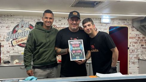 La Red Planet de La Javaneta 'invade' León: Así es la ganadora del 'Burger Invaders'