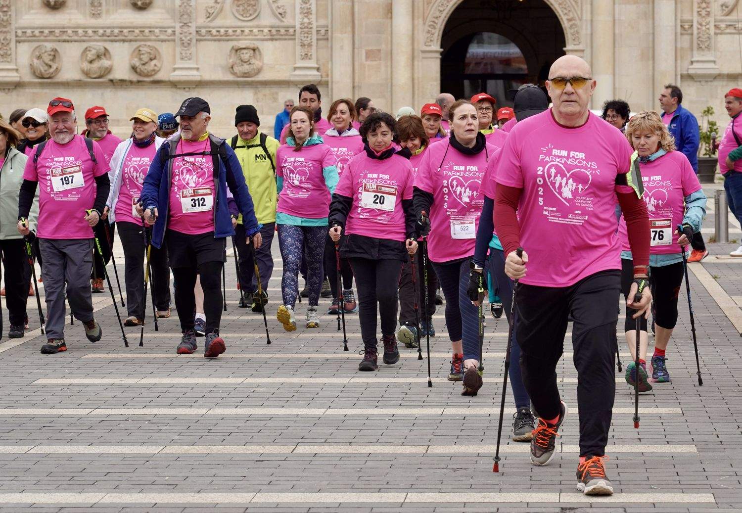 León acoge la quinta edición de la carrera solidaria con motivo del Día Mundial de la Enfermedad de Parkinson (7) León acoge la quinta edición de la carrera solidaria con motivo del Día Mundial de la Enfermedad de Parkinson (7)