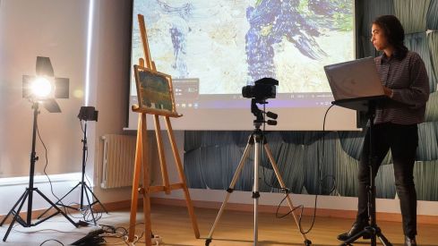 El Laboratorio Digital del Instituto de Humanismo y Tradición Clásica de la Universidad de León presenta un equipo fotográfico de alta resolución para el análisis de obras de arte | Campillo / ICAL