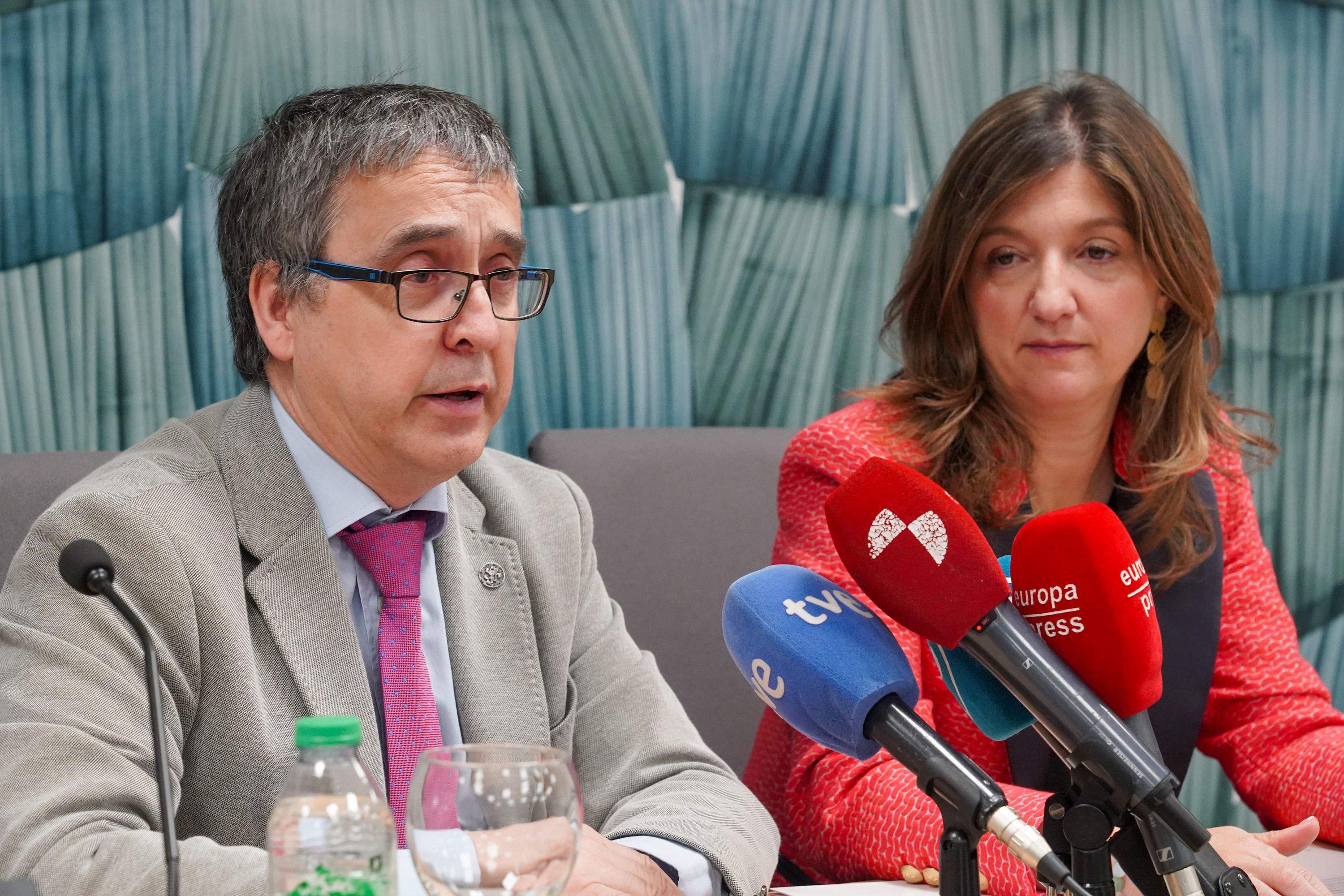 El Laboratorio Digital del Instituto de Humanismo y Tradición Clásica de la Universidad de León presenta un equipo fotográfico de alta resolución para el análisis de obras de arte | Campillo / ICAL