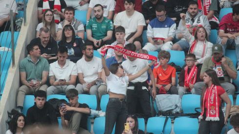 7.000 culturalistas disfrutan del derbi del siglo en la Fan Zone de la Plaza de Toros de León | José Martín 7.000 culturalistas disfrutan del derbi del siglo en la Fan Zone de la Plaza de Toros de León | José Martín