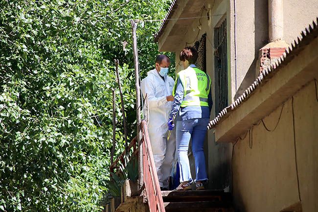 La Guardia Civil investiga en el domicilio de Villagarcía de la Vega (León) donde tuvieron lugar los hechos