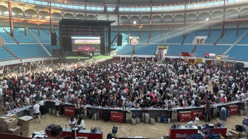 Afición de la Cultural en la Plaza de Toros de León Afición de la Cultural en la Plaza de Toros de León