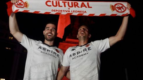 Celebración de la Cultural y Deportiva Leonesa en la plaza de Guzmán el Bueno | Campillo / ICAL
