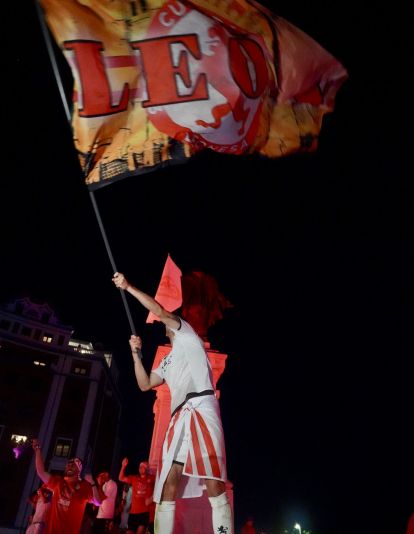 Celebración de la Cultural y Deportiva Leonesa en la plaza de Guzmán el Bueno | Campillo / ICAL