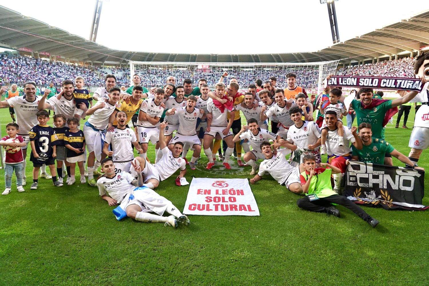 La Cultural logra su sueño y regresa a Segunda División tras ocho años | Campillo / ICAL