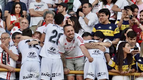 La Cultural logra su sueño y regresa a Segunda División tras ocho años | Campillo / ICAL