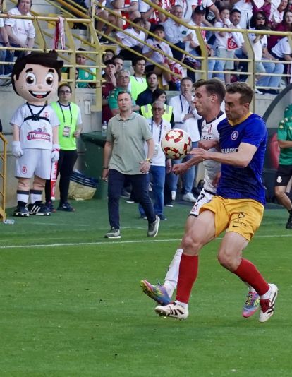 La Cultural logra su sueño y regresa a Segunda División tras ocho años | Campillo / ICAL