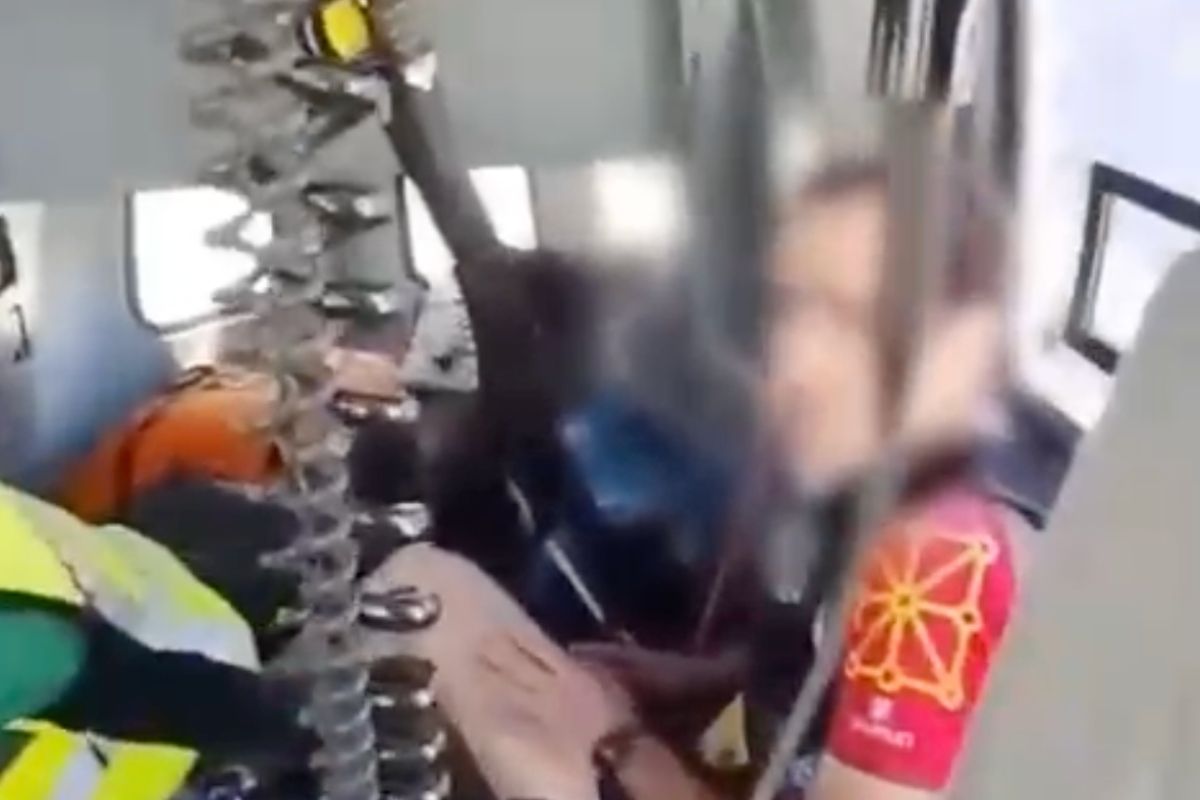 Rescatan a un corredor indispuesto que participaba en la carrera “Desafío Ultra Trail Cainejo” en Caín de Valdeón (León) | Guardia Civil