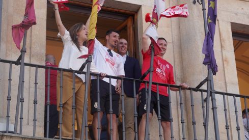 Recibimiento a la Cultural y Deportiva Leonesa en el Ayuntamiento de León | Campillo / ICAL