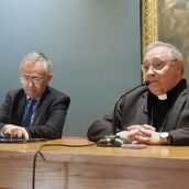 Comparecencia del vicesecretario para Asuntos Económicos de la Conferencia Episcopal, del obispo de León y del económo diocesano | Campillo / ICAL