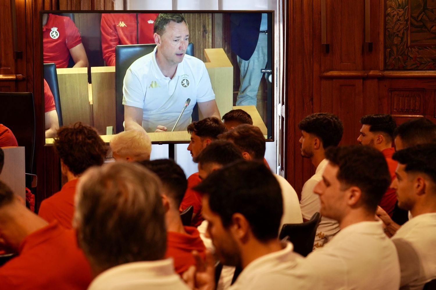 Recepción a la plantilla de la Cultural en la Diputación de León | Campillo / ICAL