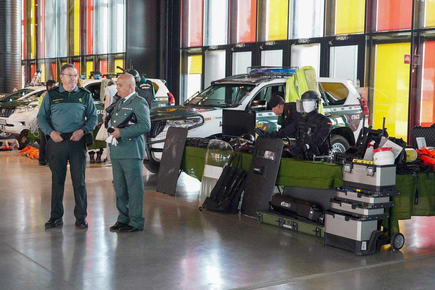 Celebración del Día de las Fuerzas Armadas en León | Campillo / ICAL