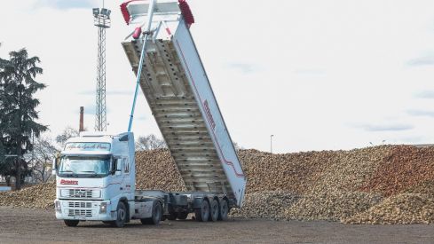 ColproLeón cifra en 40 millones de euros las pérdidas anuales para la comarca de La Bañeza por el cierre de Azucarera